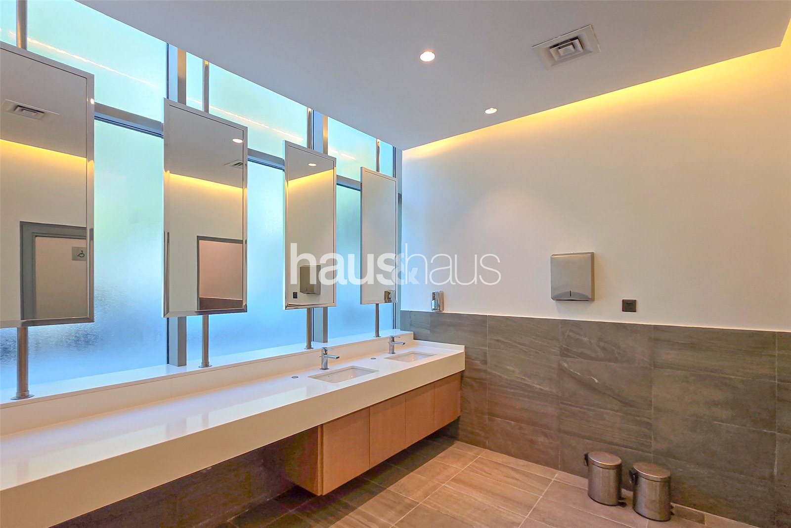 retail to rent - haus & haus