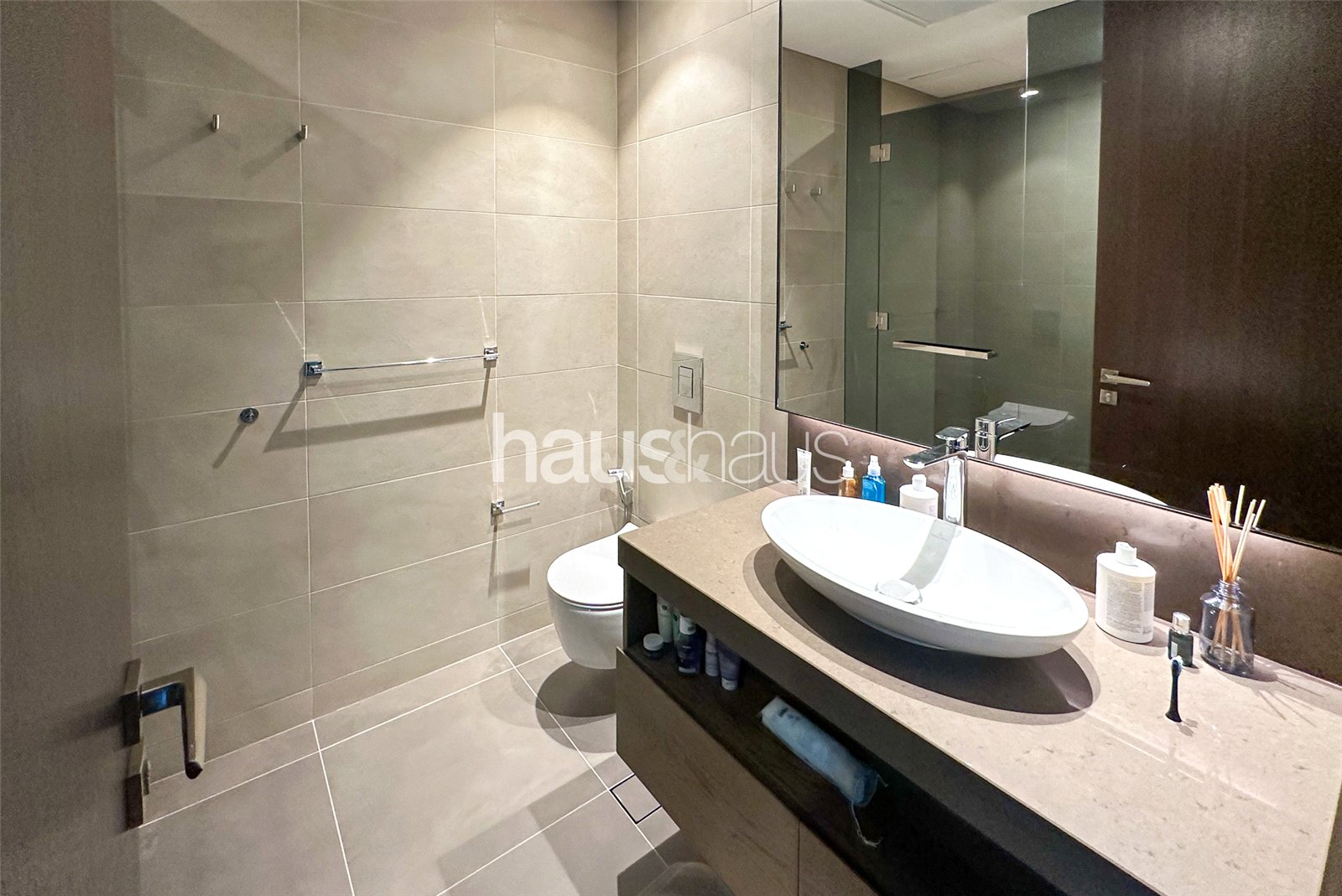 2 bedroom apartment to rent - haus & haus