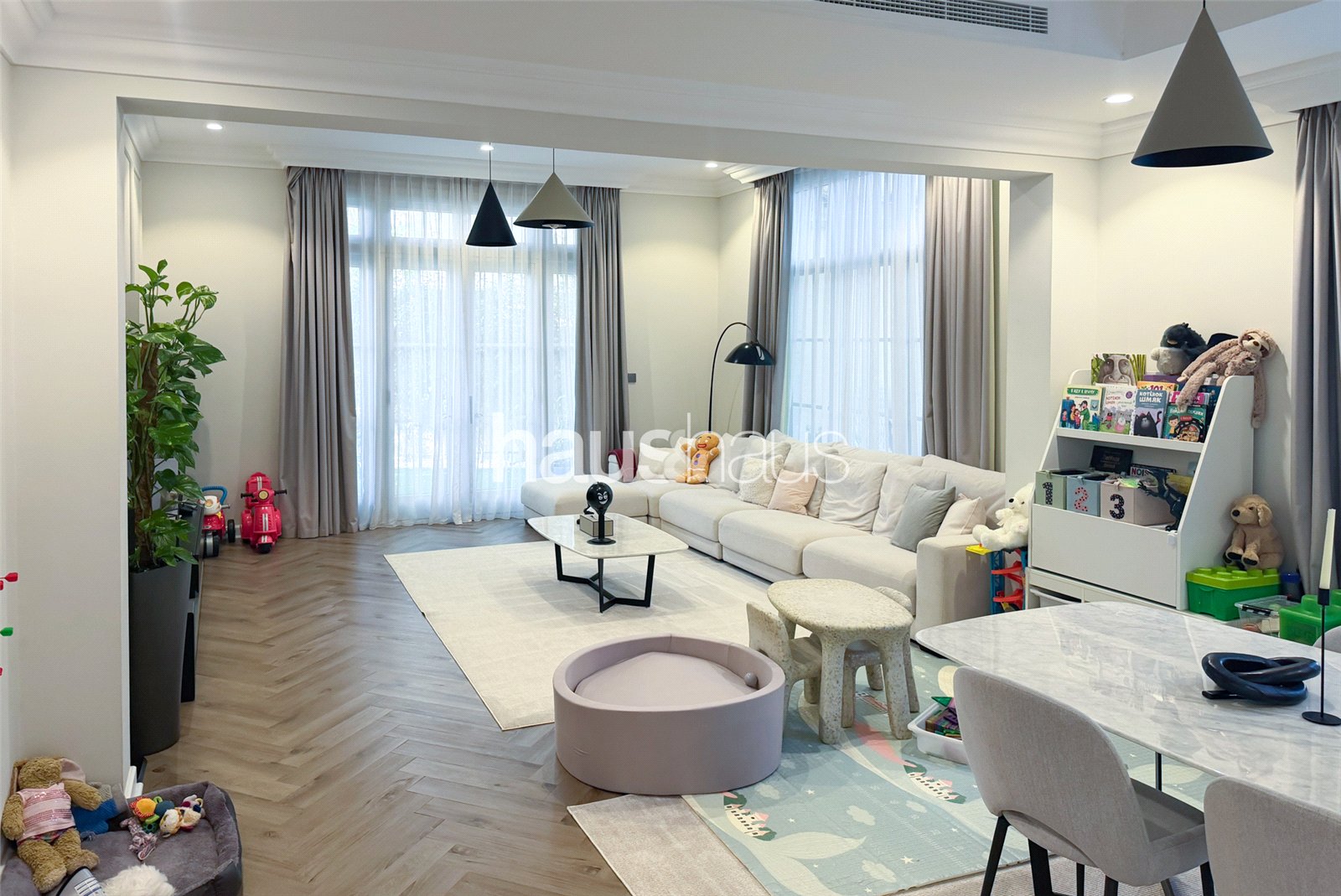 4 bedroom villa to rent - haus & haus
