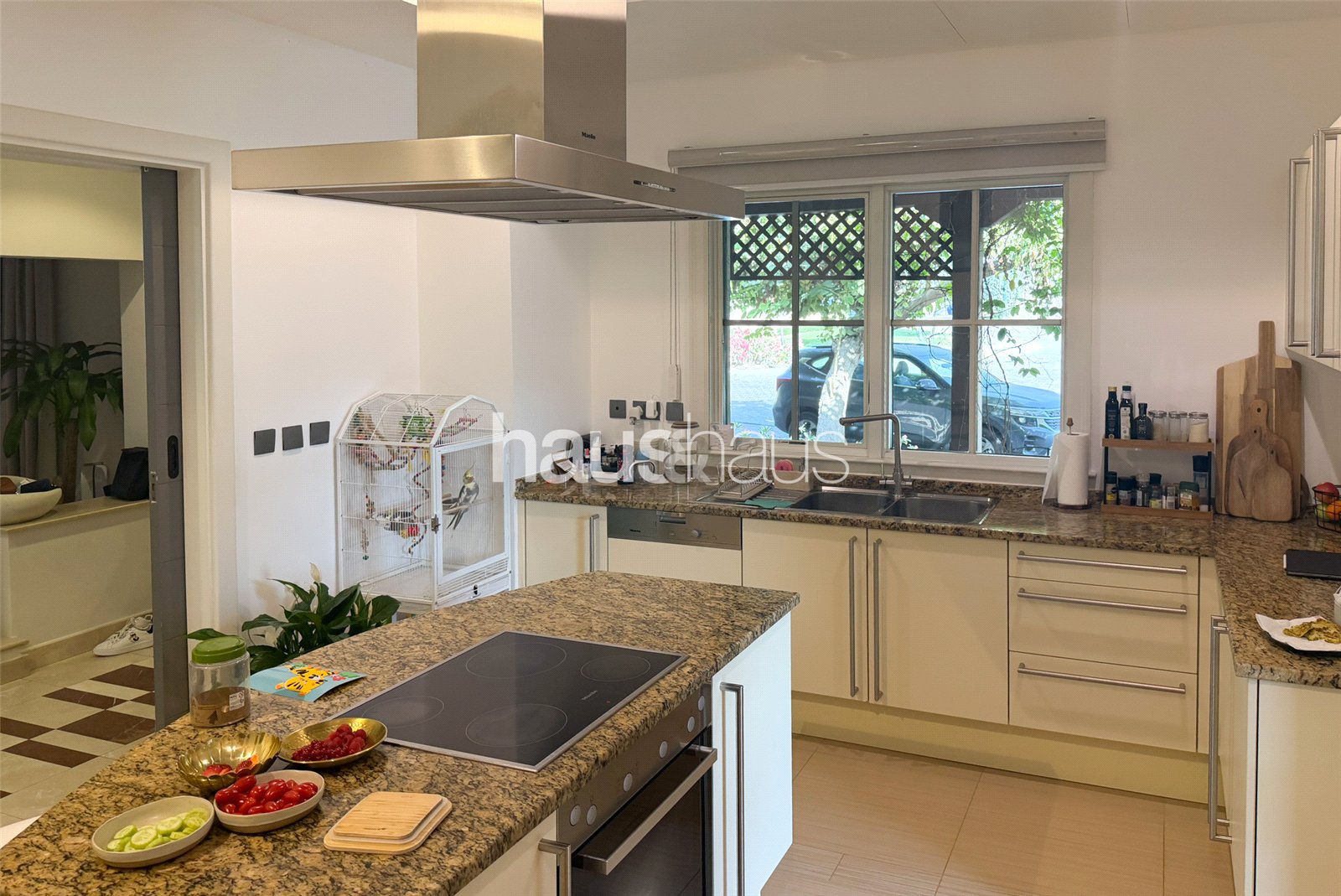 4 bedroom villa to rent - haus & haus