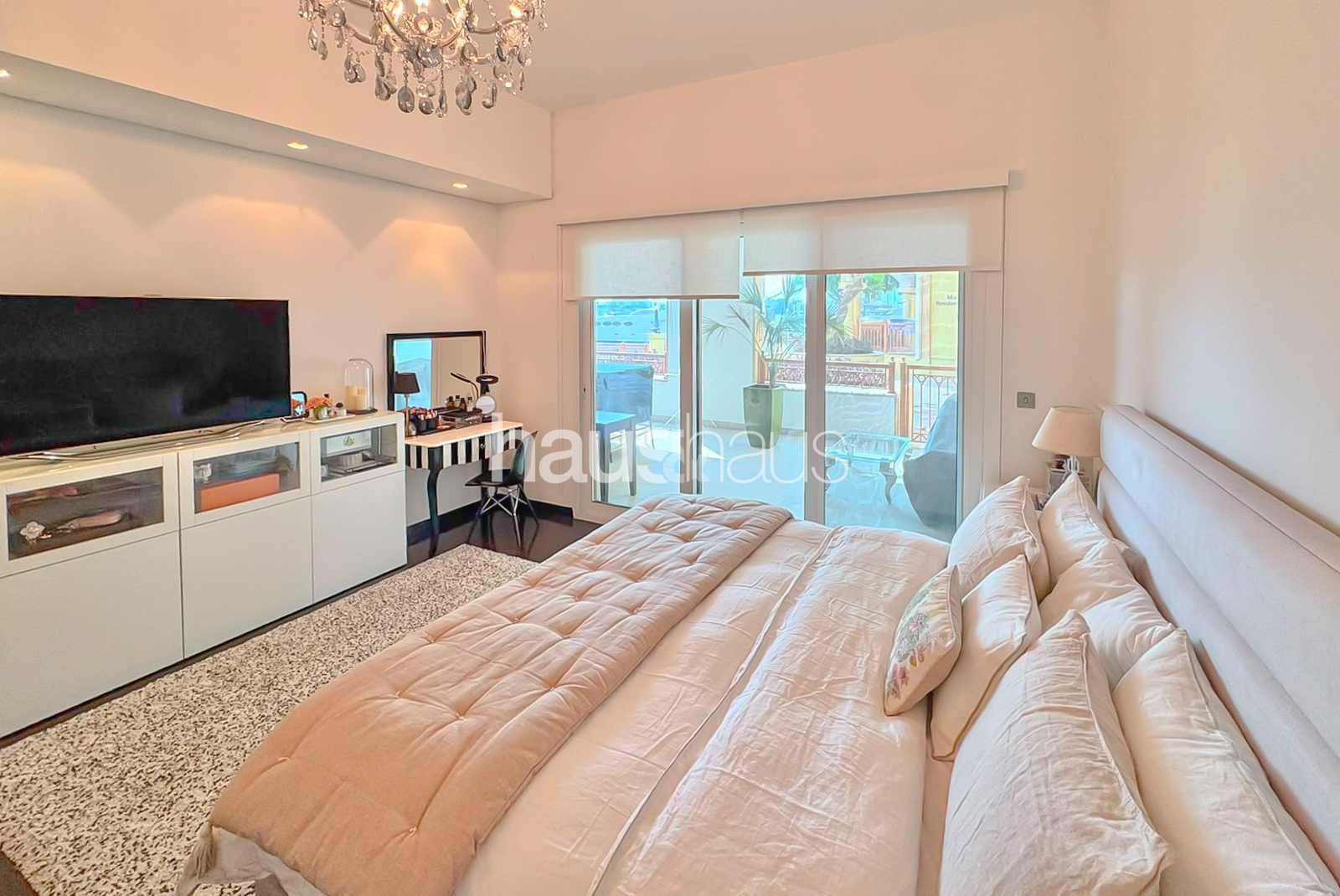 3 bedroom apartment for sale - haus & haus