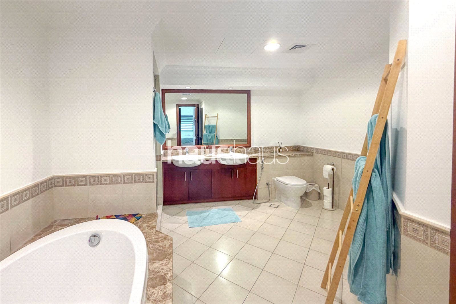 3 bedroom apartment for sale - haus & haus