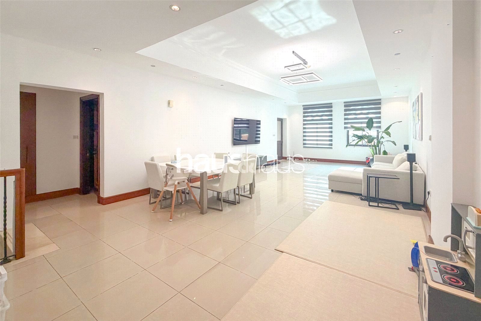 3 bedroom apartment for sale - haus & haus