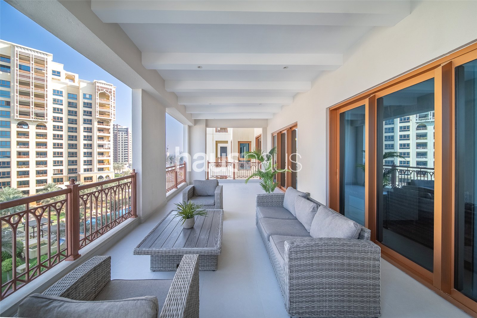 3 bedroom apartment for sale - haus & haus