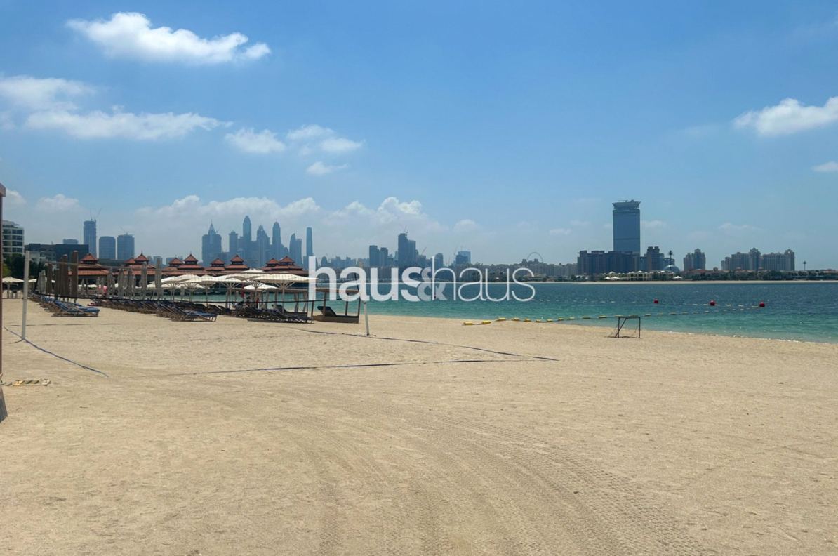 1 bedroom apartment for sale - haus & haus
