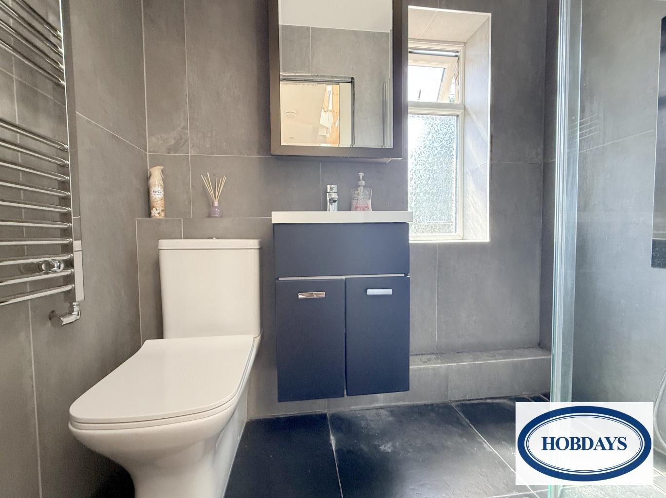 Swanley Crescent, Potters Bar, Hertfordshire, EN6 1NQ