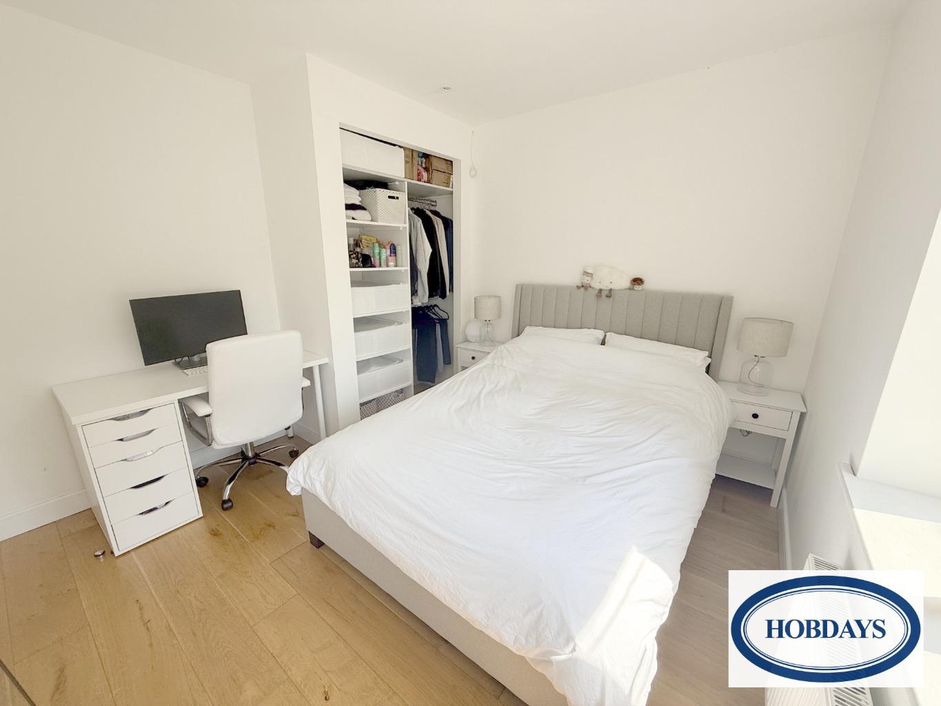 Swanley Crescent, Potters Bar, Hertfordshire, EN6 1NQ