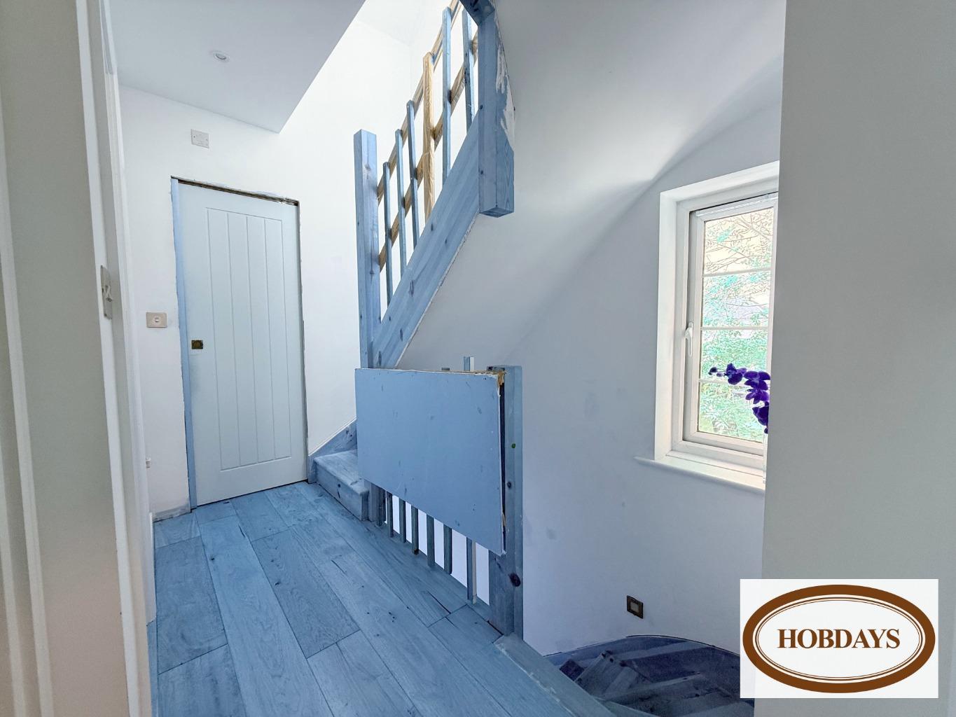 Swanley Crescent, Potters Bar, Hertfordshire, EN6 1NQ