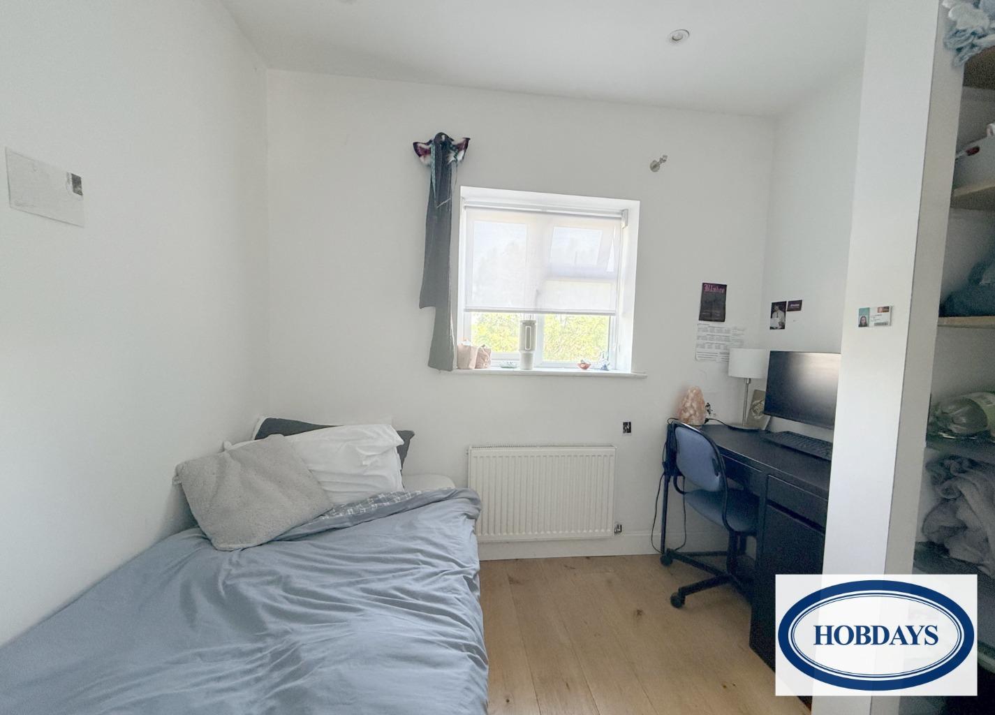 Swanley Crescent, Potters Bar, Hertfordshire, EN6 1NQ