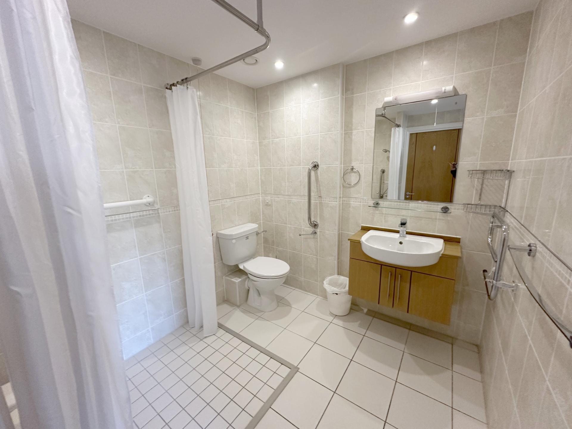 Mandeville Court, Darkes Lane, Potters Bar, Hertfordshire, EN6 1BZ