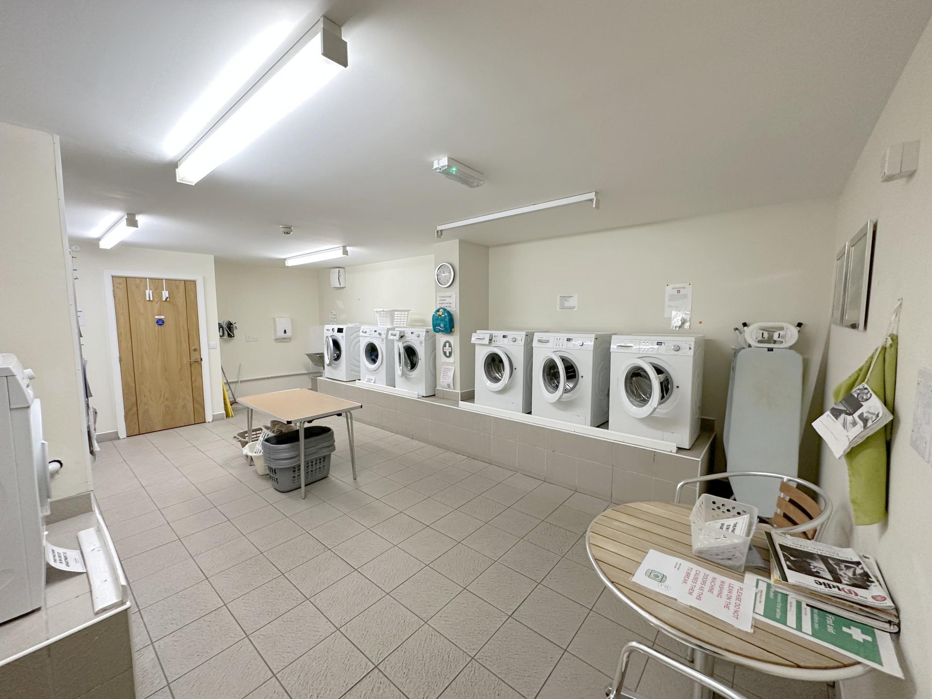 Mandeville Court, Darkes Lane, Potters Bar, Hertfordshire, EN6 1BZ