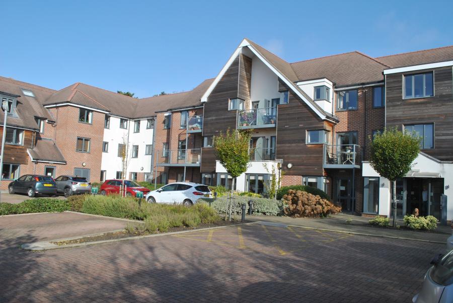 Photo of Mandeville Court, Darkes Lane, Potters Bar, Hertfordshire, EN6 1BZ