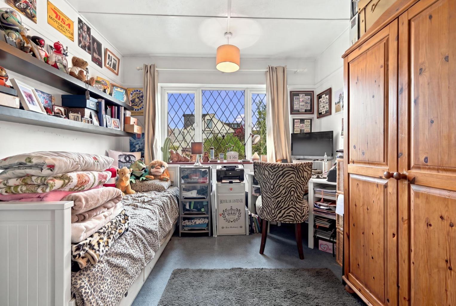 Highview Gardens, Potters Bar, EN6