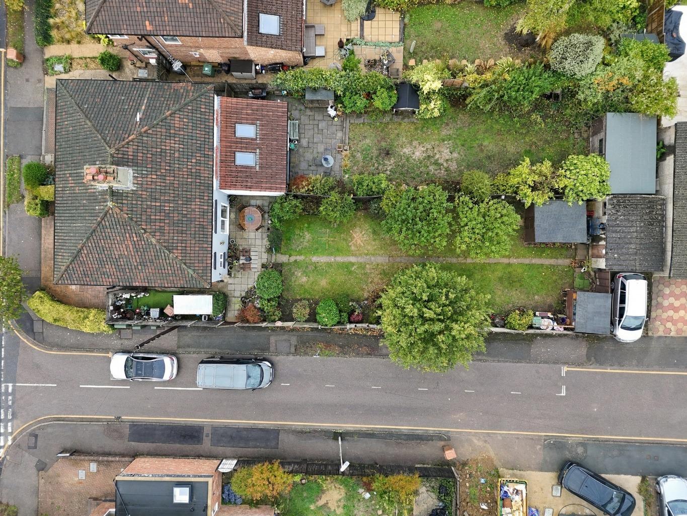 Highview Gardens, Potters Bar, EN6