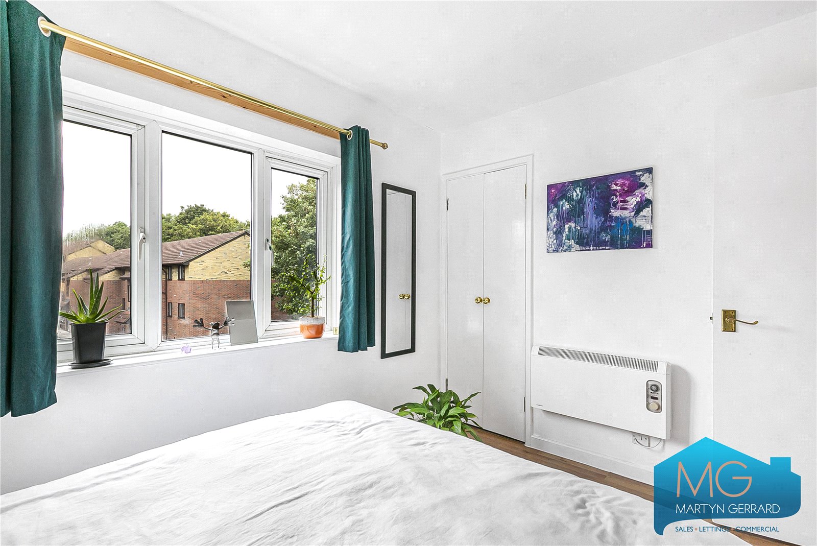 1 bedroom Apartment for sale - Martyn Gerrard