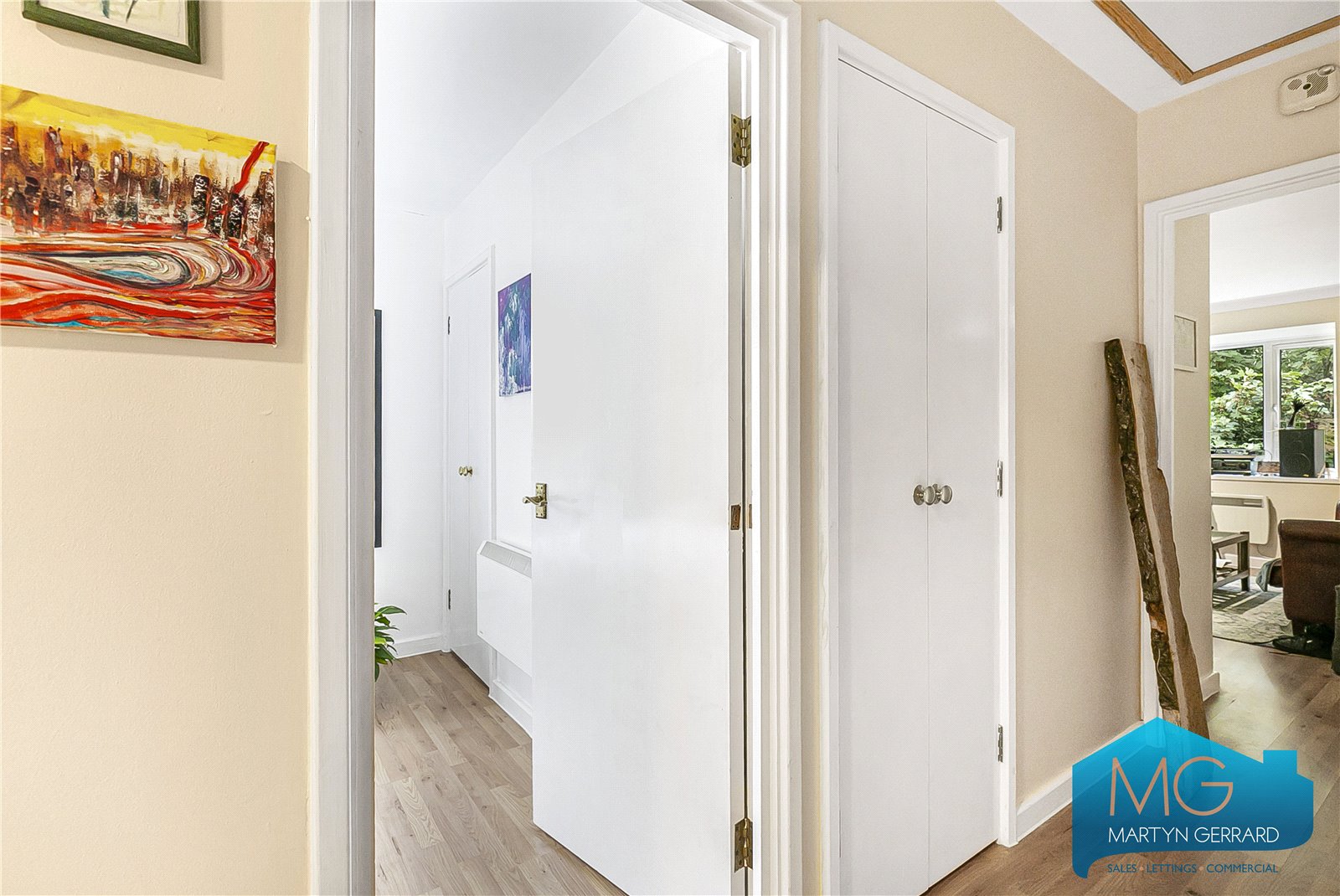 1 bedroom Apartment for sale - Martyn Gerrard