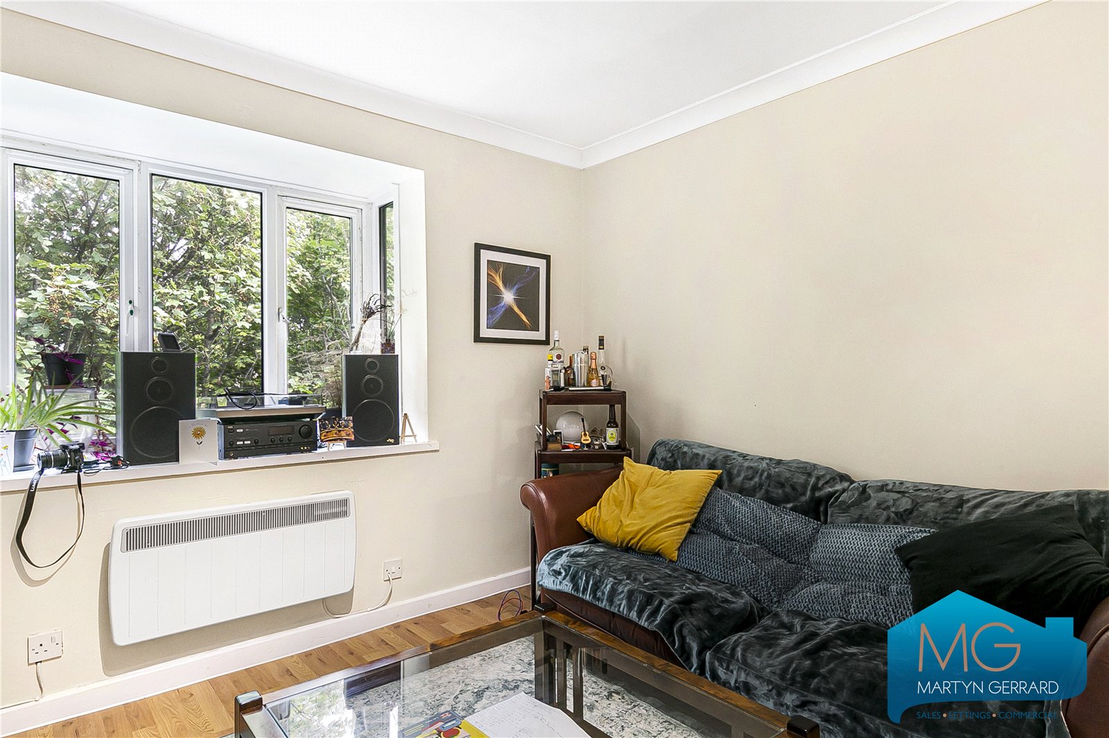 1 bedroom Apartment for sale - Martyn Gerrard