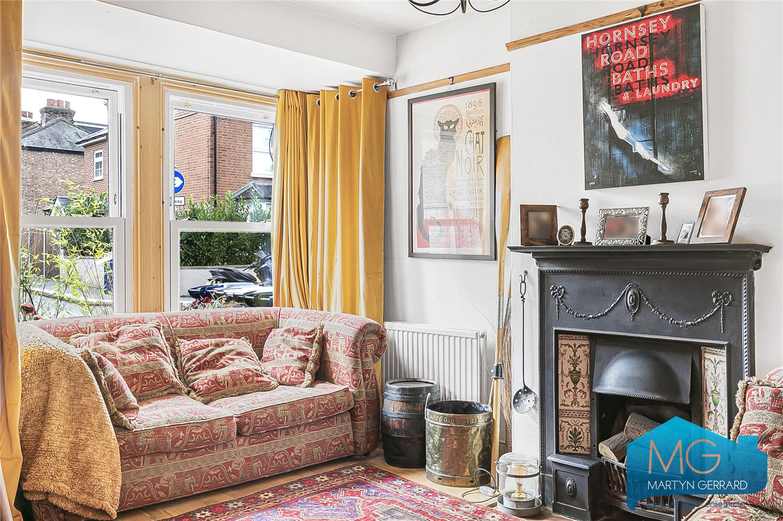 3 bedroom End of Terrace House for sale - Martyn Gerrard