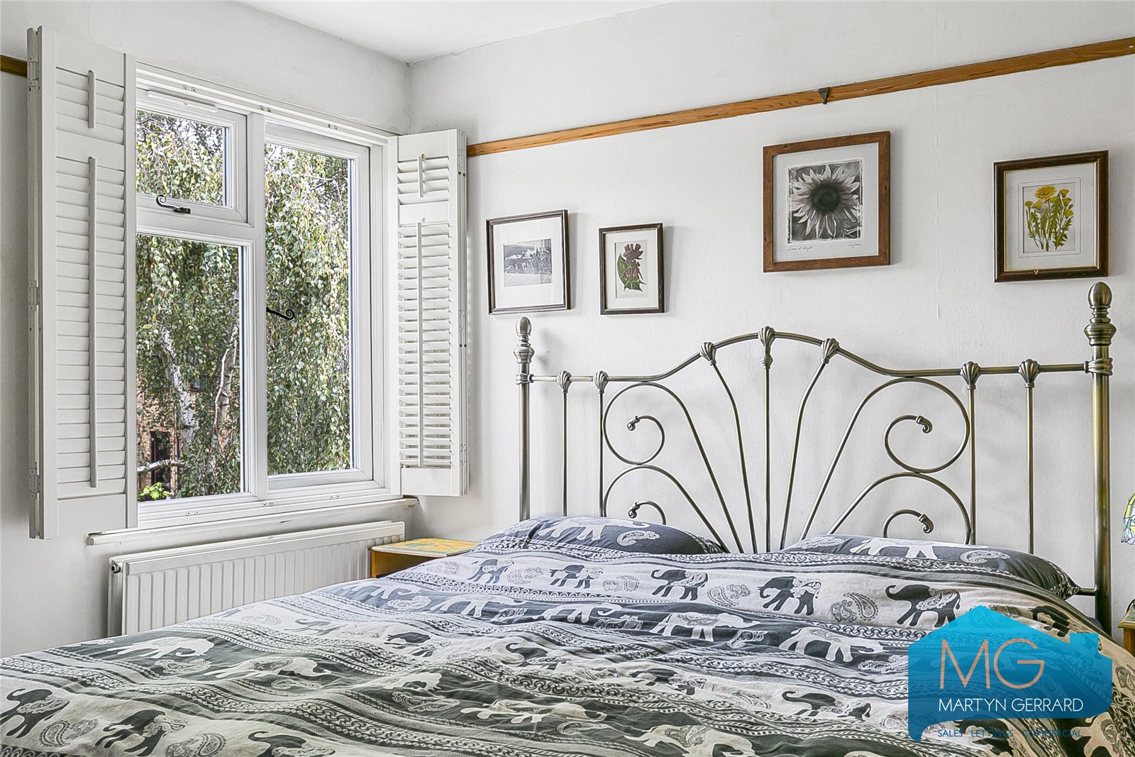3 bedroom End of Terrace House for sale - Martyn Gerrard
