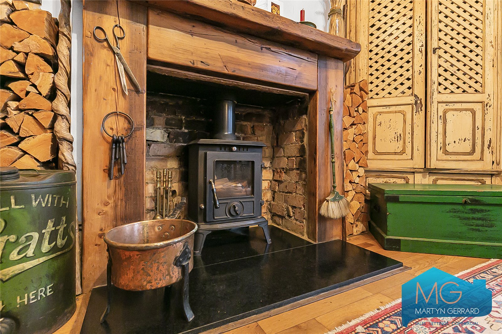 3 bedroom End of Terrace House for sale - Martyn Gerrard