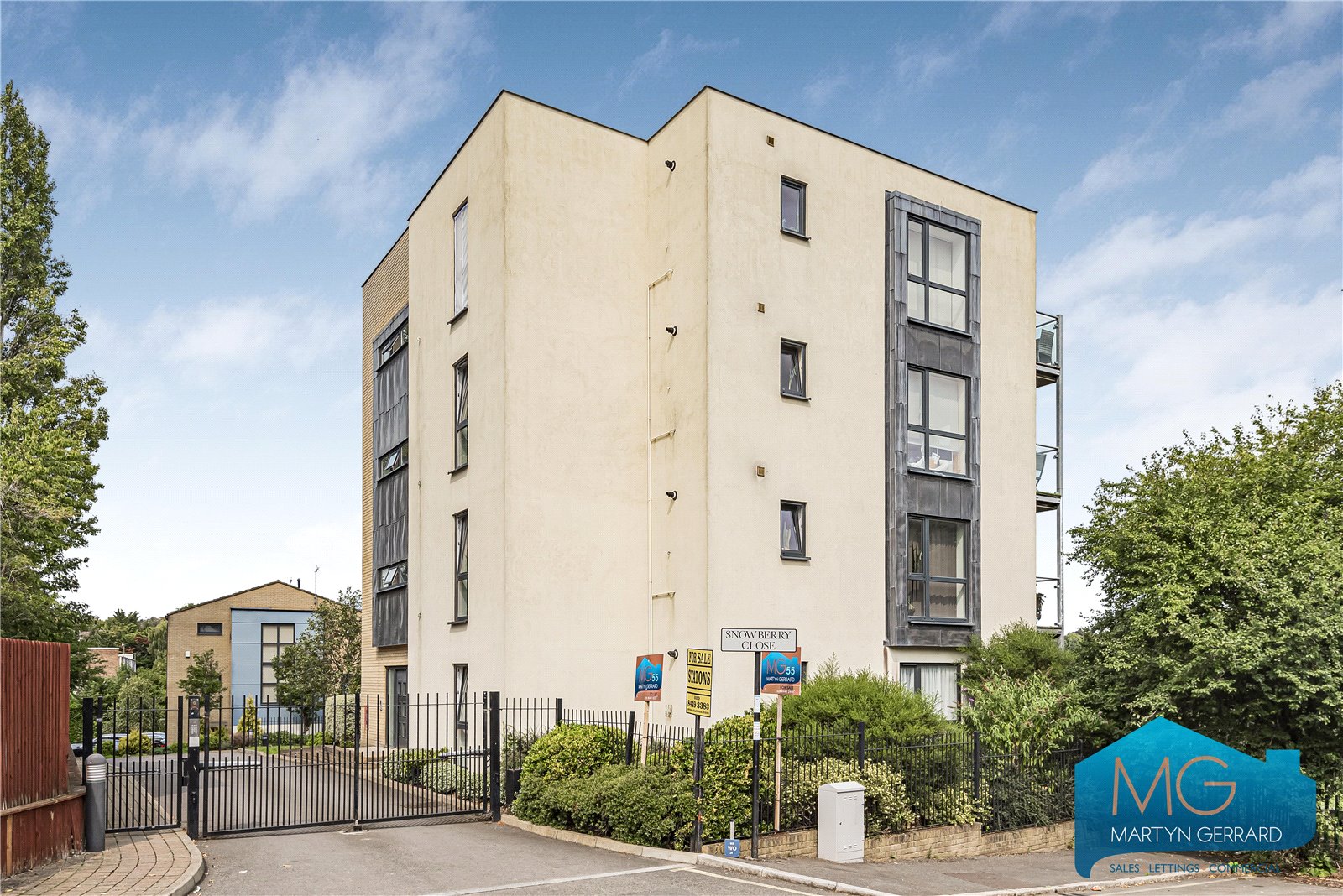 2 bedroom Ground Floor Flat for sale - Martyn Gerrard