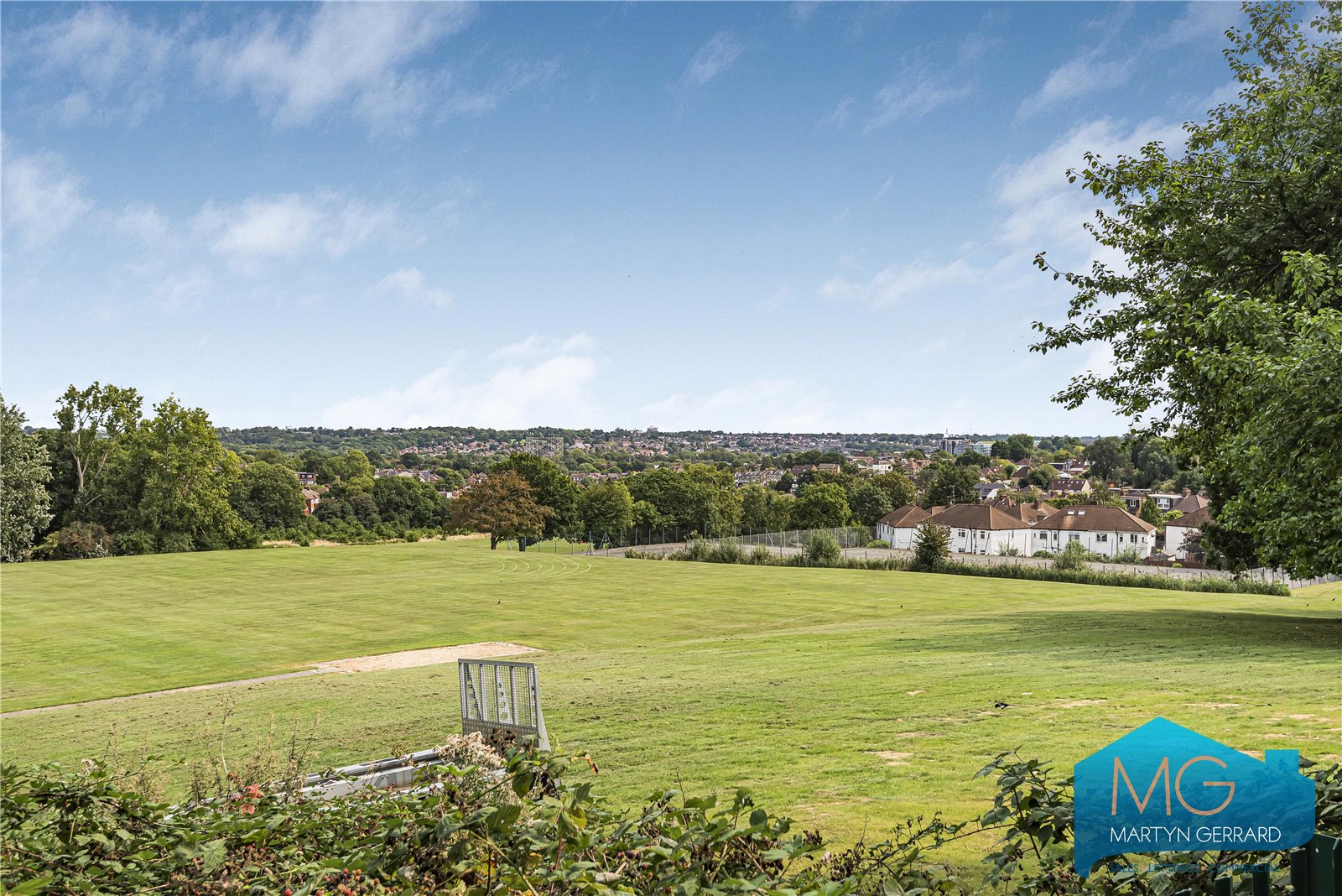 2 bedroom Ground Floor Flat for sale - Martyn Gerrard