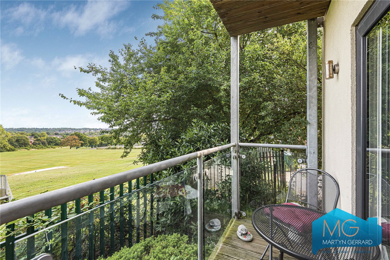 2 bedroom Ground Floor Flat for sale - Martyn Gerrard