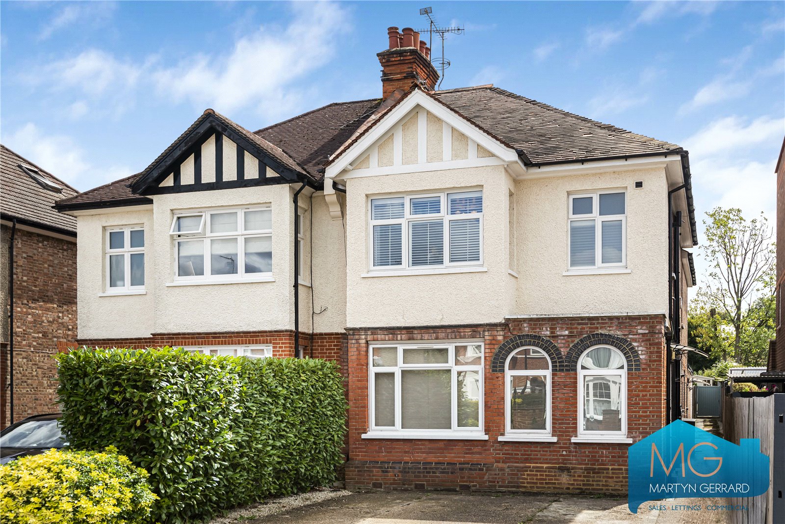2 bedroom Apartment for sale - Martyn Gerrard
