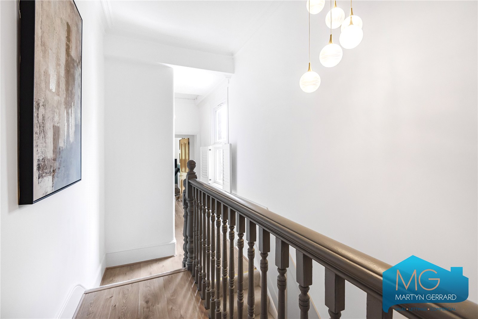 2 bedroom Apartment for sale - Martyn Gerrard