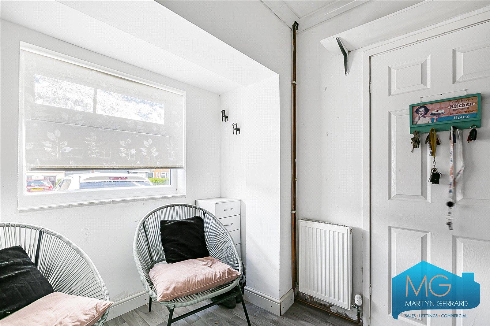 2 bedroom Terraced House for sale - Martyn Gerrard