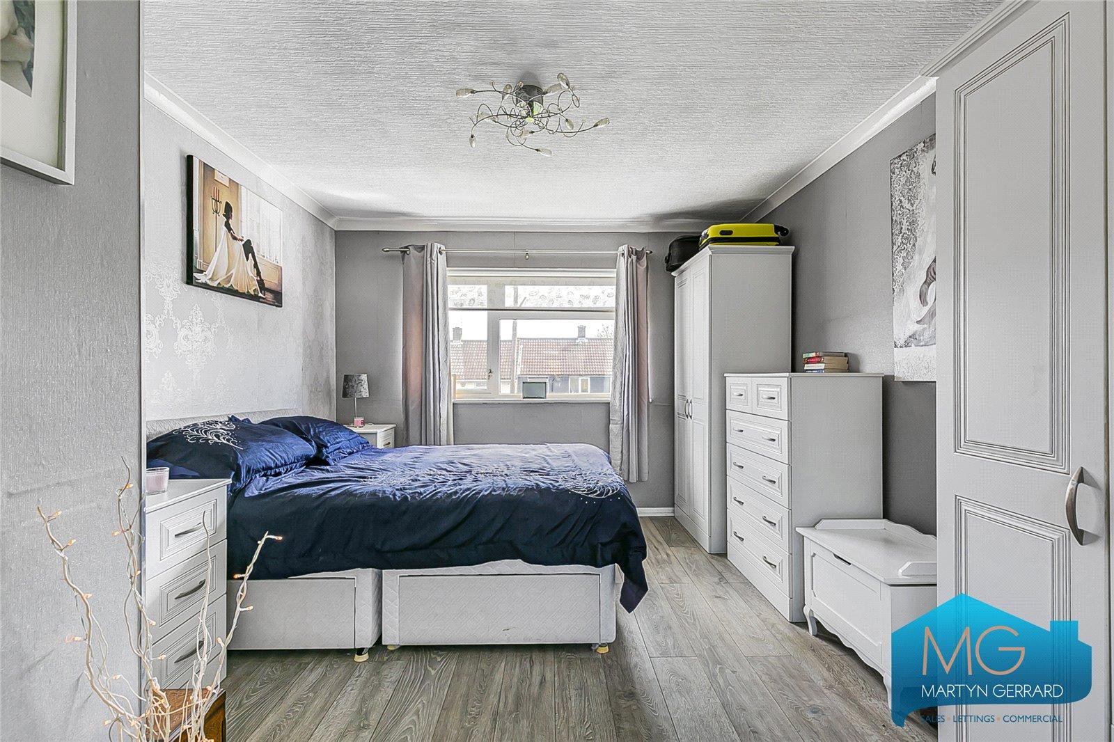 2 bedroom Terraced House for sale - Martyn Gerrard