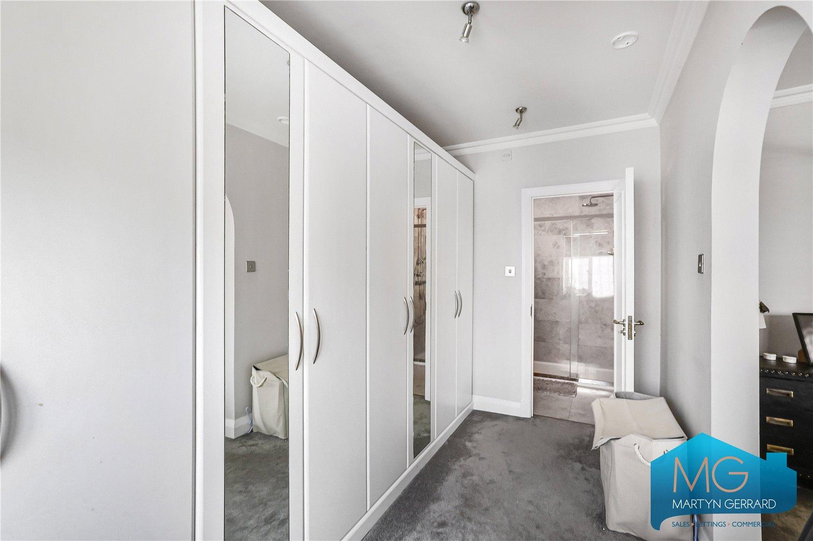 5 bedroom Detached House for sale - Martyn Gerrard