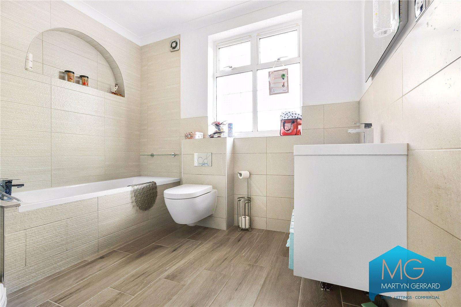 5 bedroom Detached House for sale - Martyn Gerrard