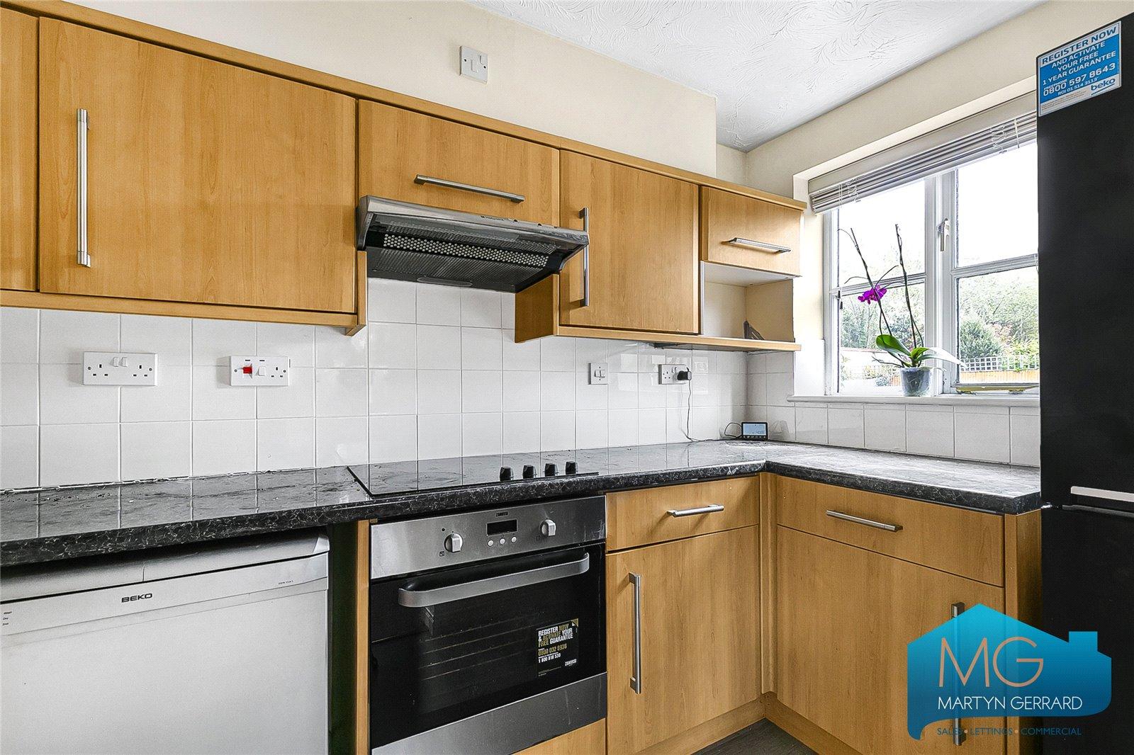 2 bedroom Ground Floor Flat for sale - Martyn Gerrard