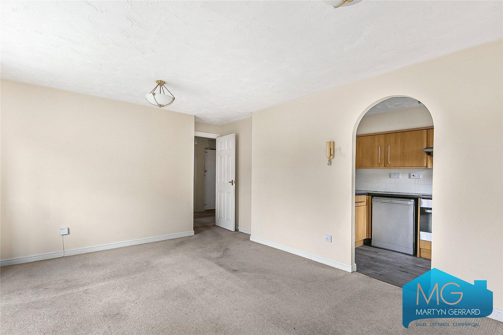 2 bedroom Ground Floor Flat for sale - Martyn Gerrard