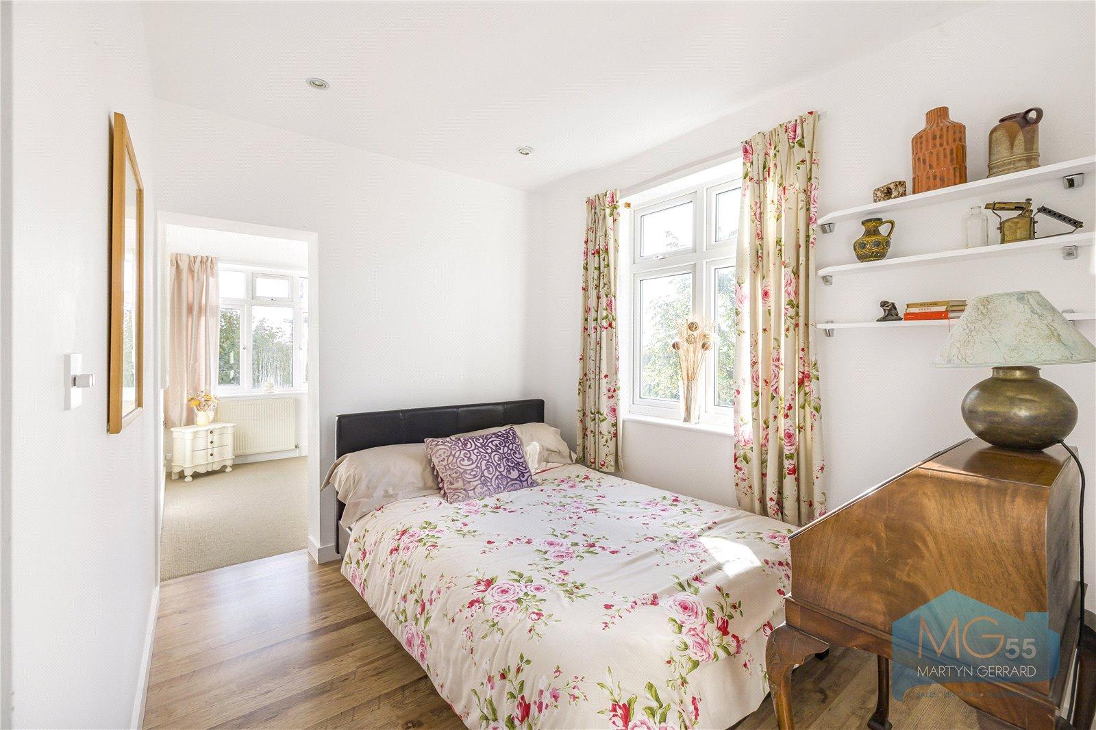 3 bedroom Semi-Detached House for sale - Martyn Gerrard