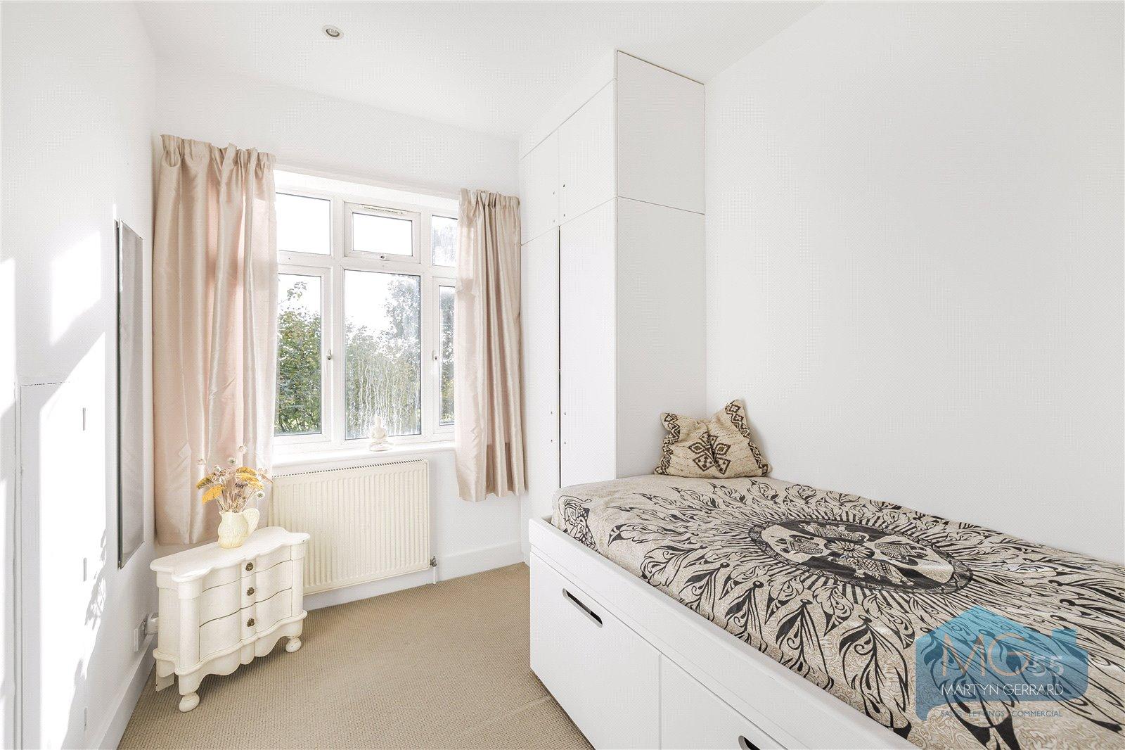 3 bedroom Semi-Detached House for sale - Martyn Gerrard