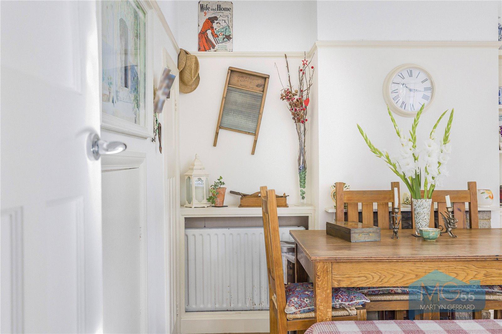 3 bedroom Semi-Detached House for sale - Martyn Gerrard