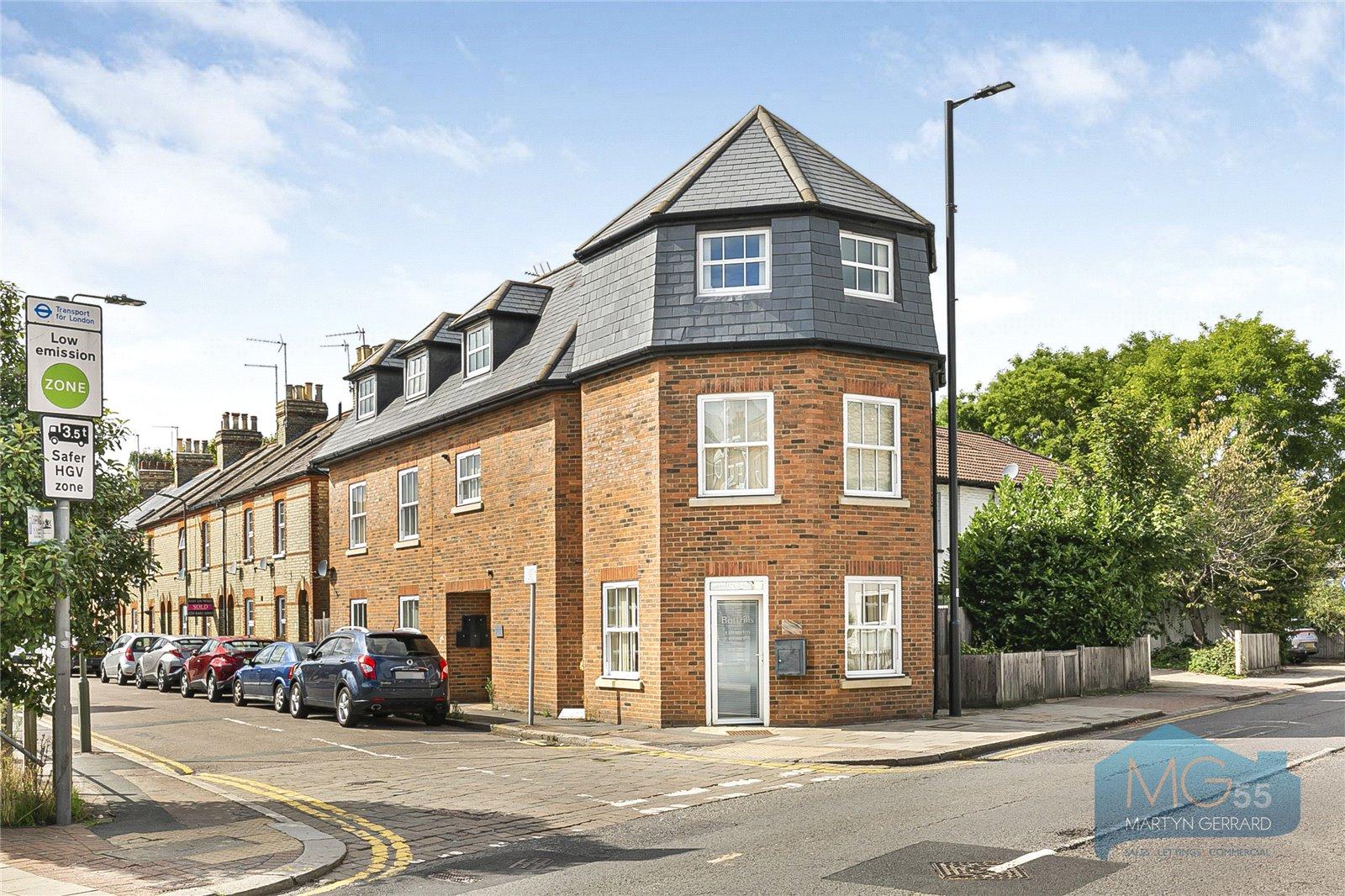 1 bedroom Apartment for sale - Martyn Gerrard