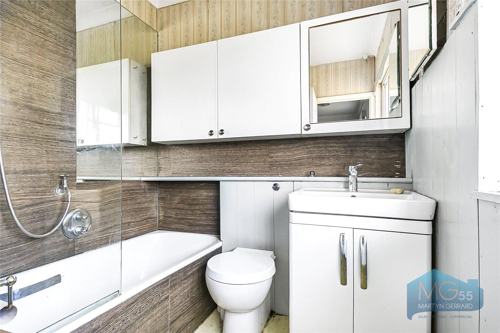 4 bedroom Detached House for sale - Martyn Gerrard