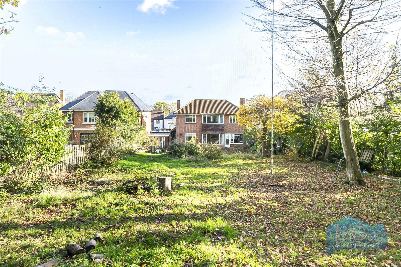 4 bedroom Detached House for sale - Martyn Gerrard