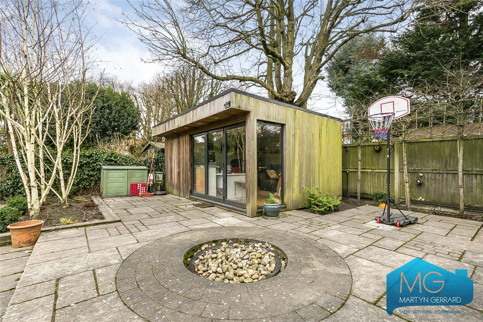 5 bedroom Semi-Detached House for sale - Martyn Gerrard