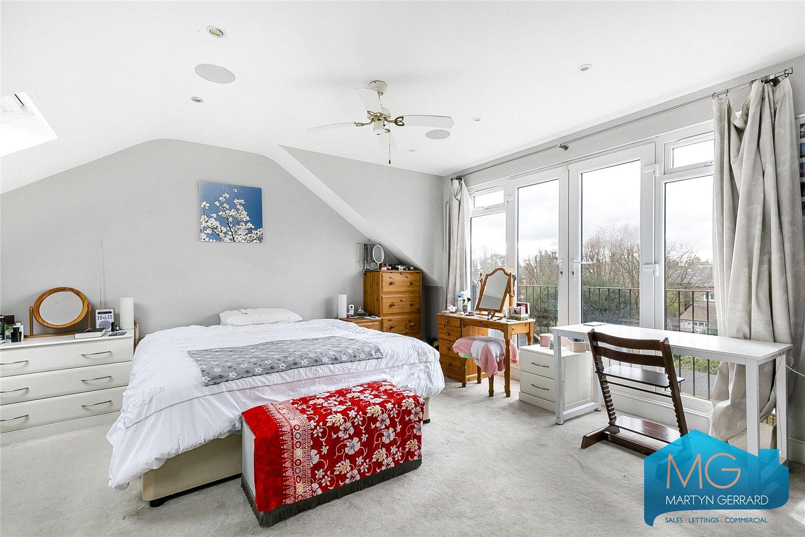 5 bedroom Semi-Detached House for sale - Martyn Gerrard