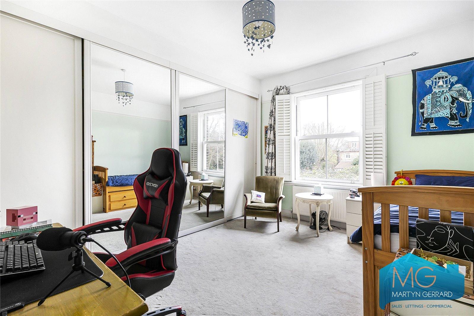 5 bedroom Semi-Detached House for sale - Martyn Gerrard