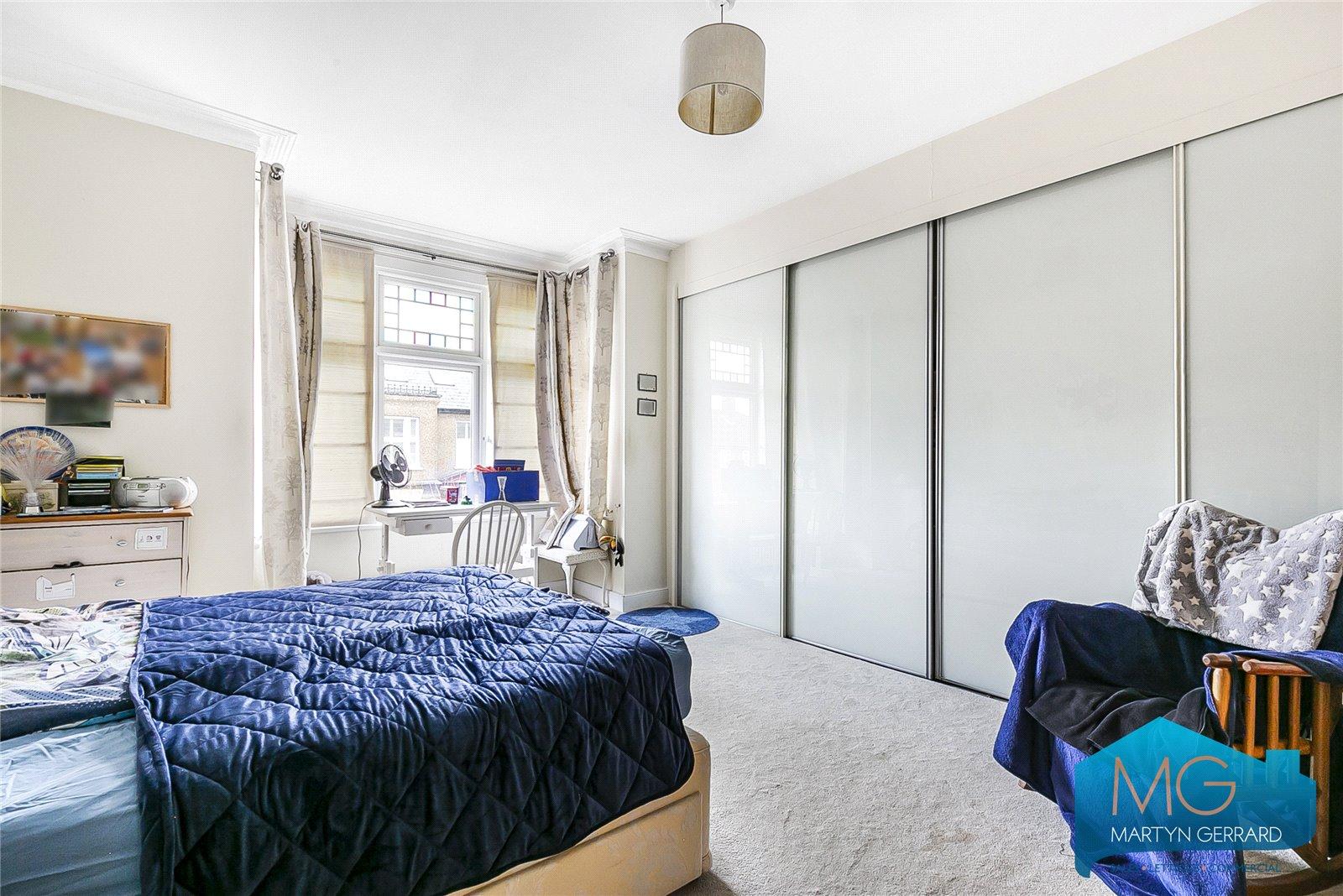 5 bedroom Semi-Detached House for sale - Martyn Gerrard