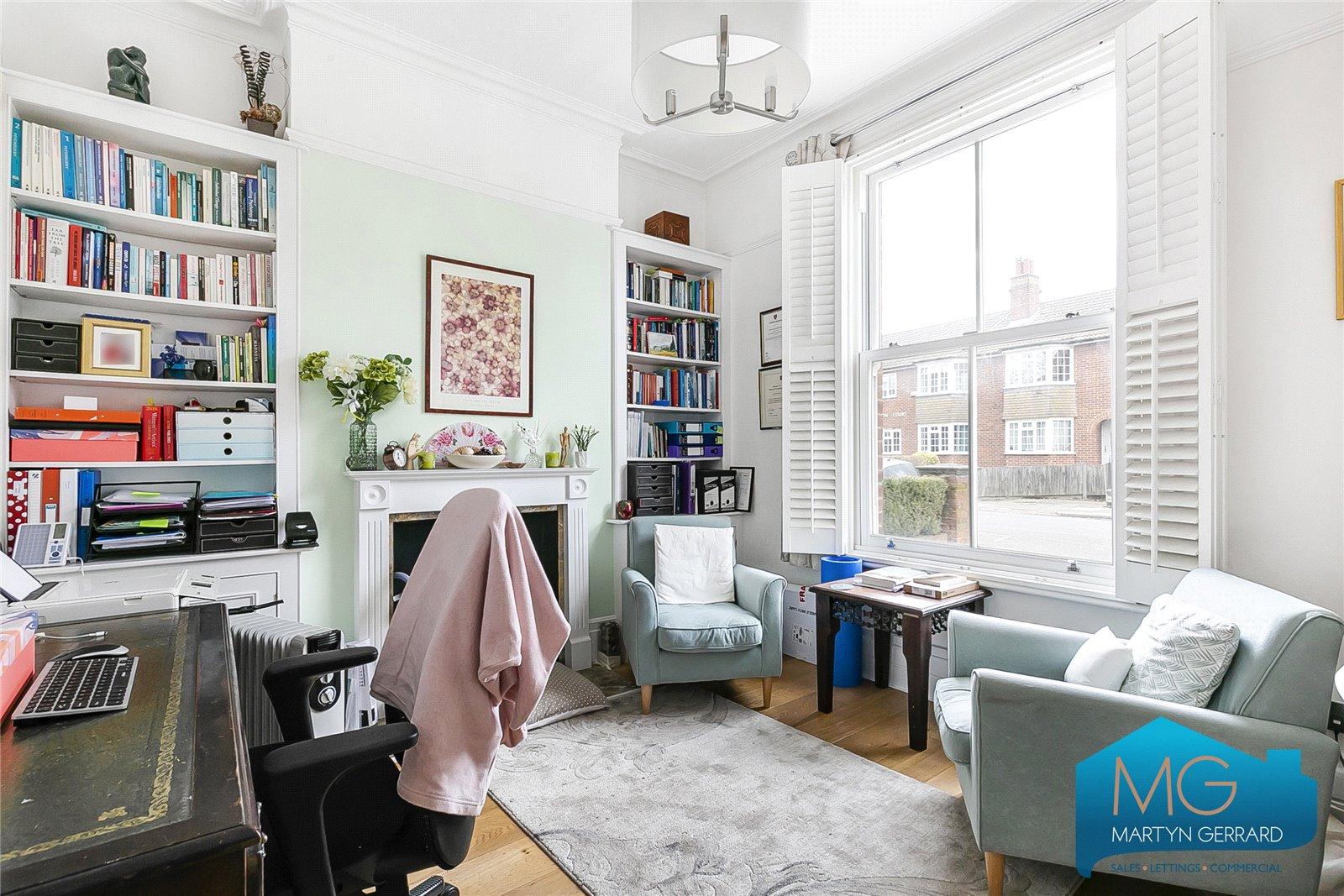 5 bedroom Semi-Detached House for sale - Martyn Gerrard