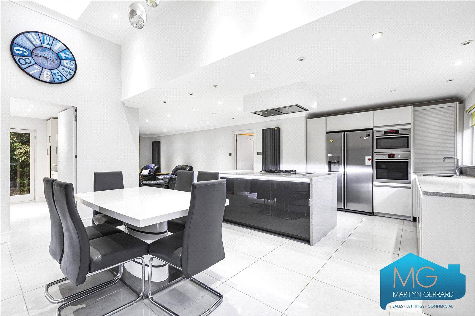 5 bedroom Detached House for sale - Martyn Gerrard