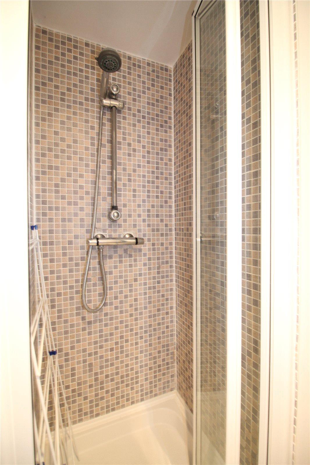Ground Floor Flat to rent - Martyn Gerrard
