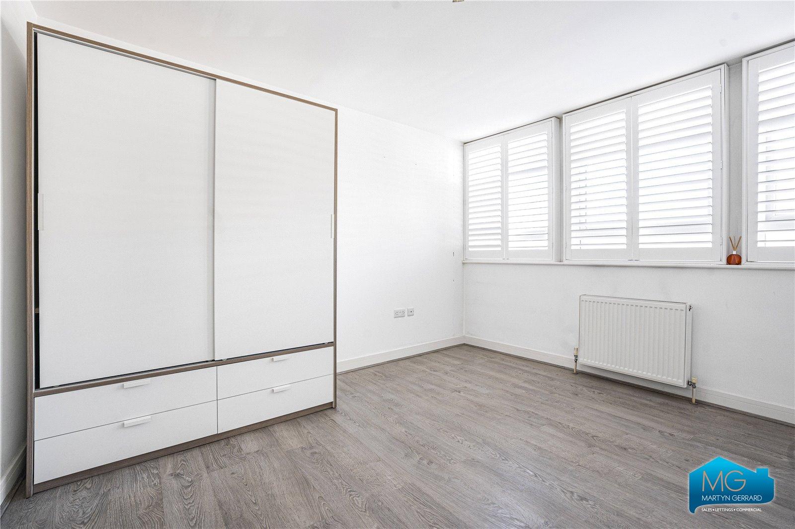 1 bedroom Apartment to rent - Martyn Gerrard