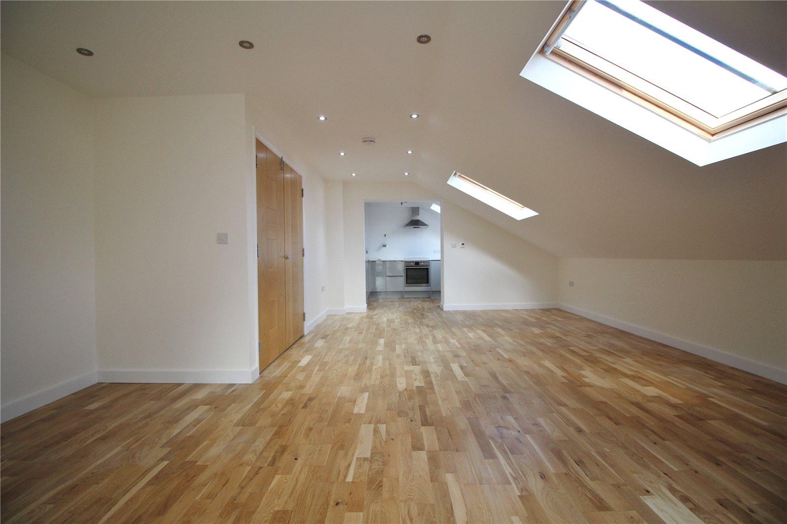 3 bedroom Apartment to rent - Martyn Gerrard